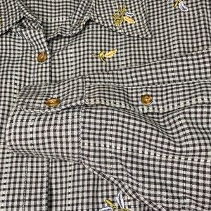 New size 3X button down embroidered shirt